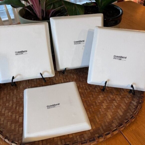 Pottery Barn Appetizer Dessert Plates Christmas Penguin - Picture 4 of 9